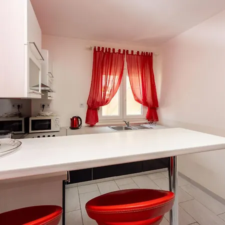 شقة Lucija تْسْغيكفانِتْسا