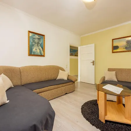 Lucija تْسْغيكفانِتْسا