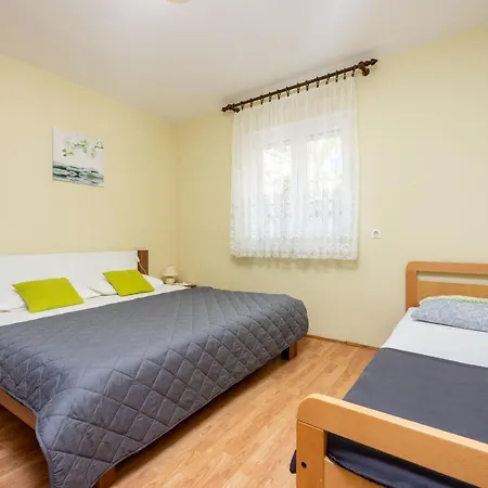 Apartment Lucija Crikvenica