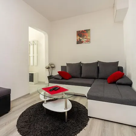 Lucija تْسْغيكفانِتْسا