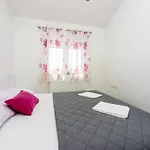 Lucija Apartment *