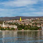 Apartment Lucija