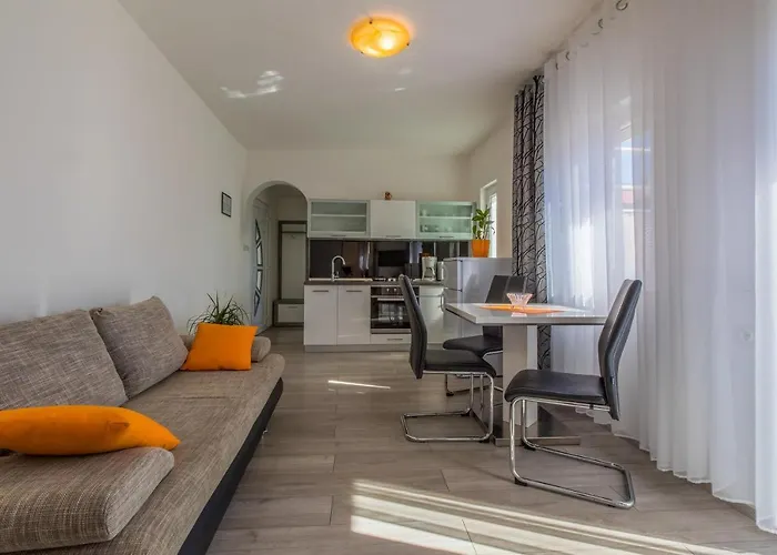 Apartamento Lucija *